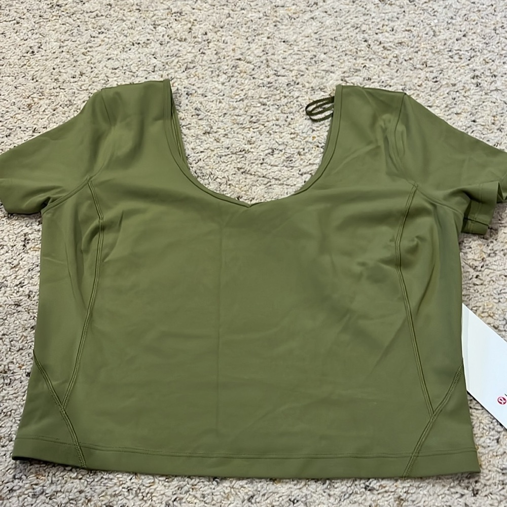 NWT Lululemon Align tee 10
Bronze Green - Picture 3 of 3